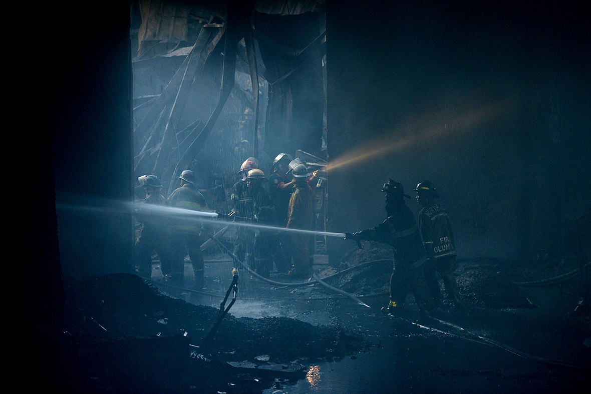 Trưởng cơ quan pháp y của cảnh sát, Emmanuel Aranas, nói việc nhận diện thi thể là công tác khó khăn và có thể kéo dài. Khi thi thể nạn nhân đã bị tổn hại do sức nóng từ vụ cháy, họ không thể sử dụng vân tay để nhận diện mà phải dựa vào mẫu răng.