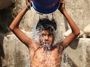 Nguyen nhan dot nong ky luc hon 50 do C o An Do hinh anh