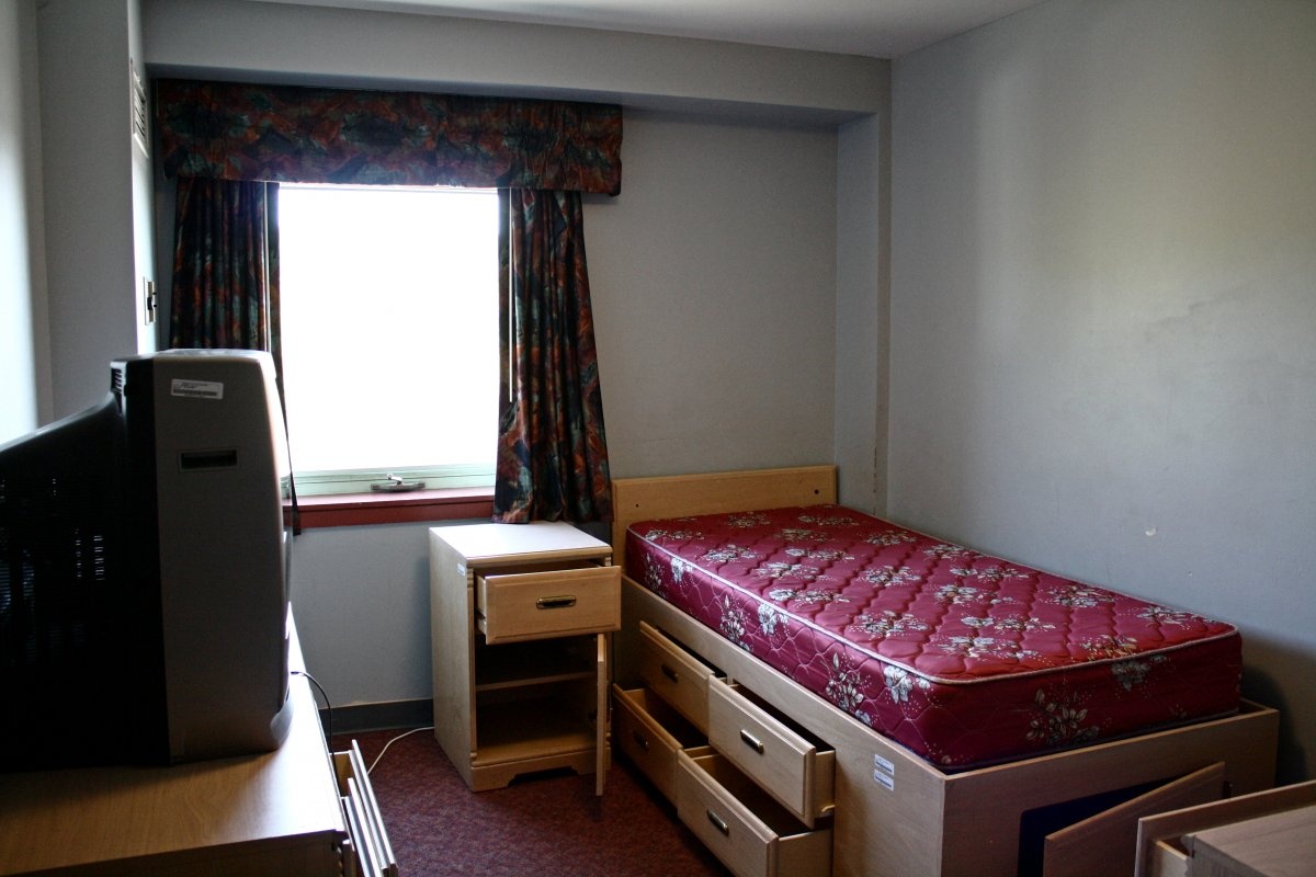 Một phòng của thủy thủ tàu ngầm trong doanh trại tại căn cứ New London.