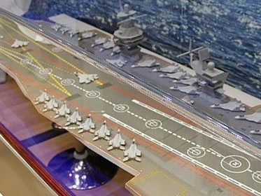 Nga dang che tao tau san bay hien dai nhat the gioi hinh anh