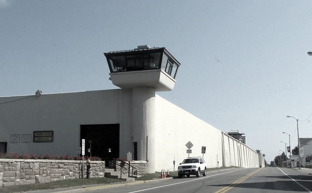 Nhung cach chay tron khoi nha tu an ninh bac nhat o My hinh anh