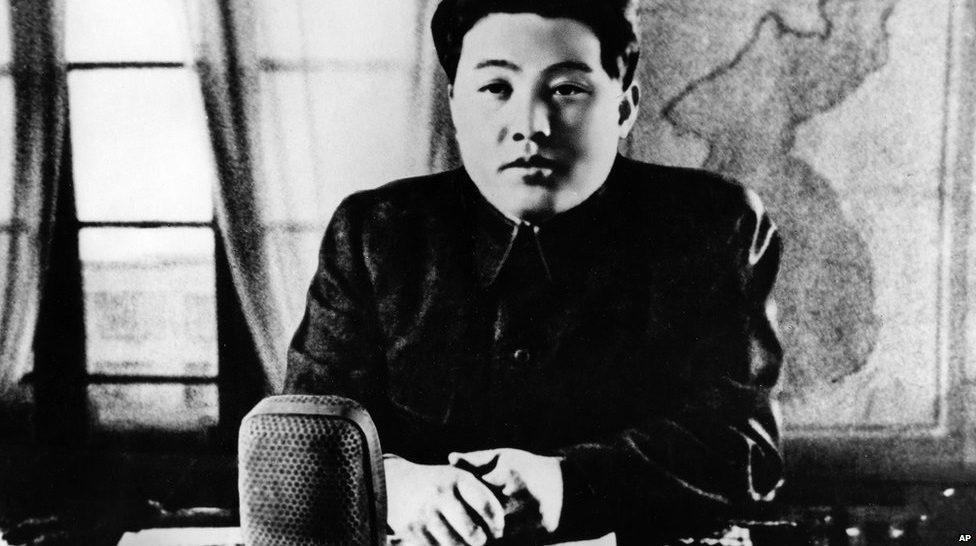 Triều Tiên thành lập chính phủ dưới sự lãnh đạo của Chủ tịch Kim Il Sung, nhận sự ủng hộ từ Liên Xô. 