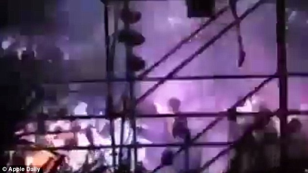 BBC dẫn thông báo của Cơ quan Cứu hỏa Đài Bắc rằng vụ nổ và ngọn lửa