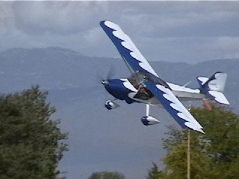 May bay dam nhau giua troi o Slovakia hinh anh