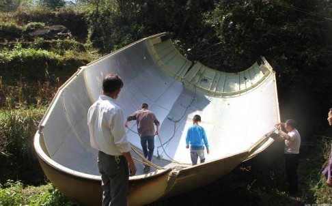 Manh ten lua suyt roi trung nha dan o Trung Quoc hinh anh