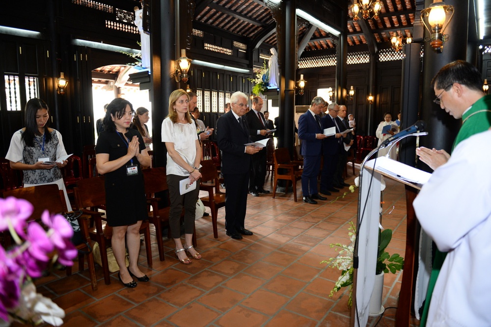 Tong thong Italy di le o nha nguyen co nhat Sai Gon hinh anh