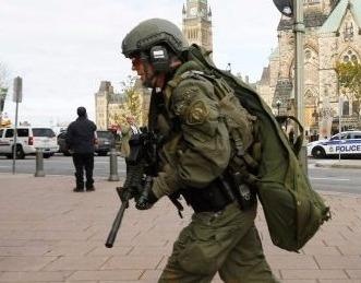 4 nguoi chet trong vu xa sung o truong hoc Canada hinh anh