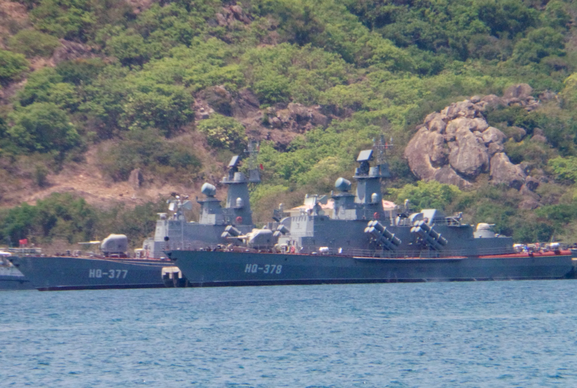 Tam quan trong cua cang Cam Ranh,  Bien Dong cang thang,  tau chien Nhat den Cam Ranh anh 6