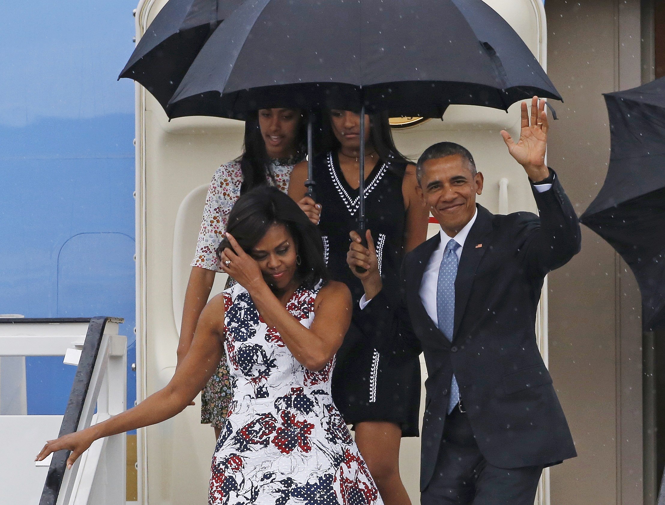 Obama doi mua trong chuyen cong du lich su toi Cuba hinh anh