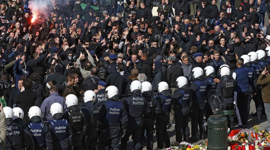 danh bom khung bo o Bi anh 1