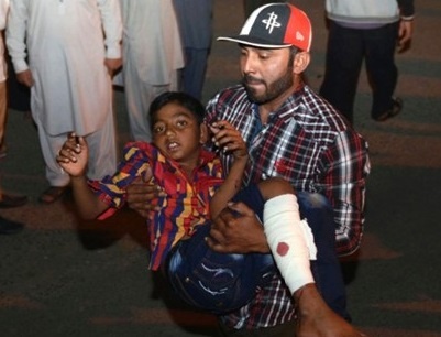 Viet Nam len an vu danh bom lieu chet dam mau o Pakistan hinh anh