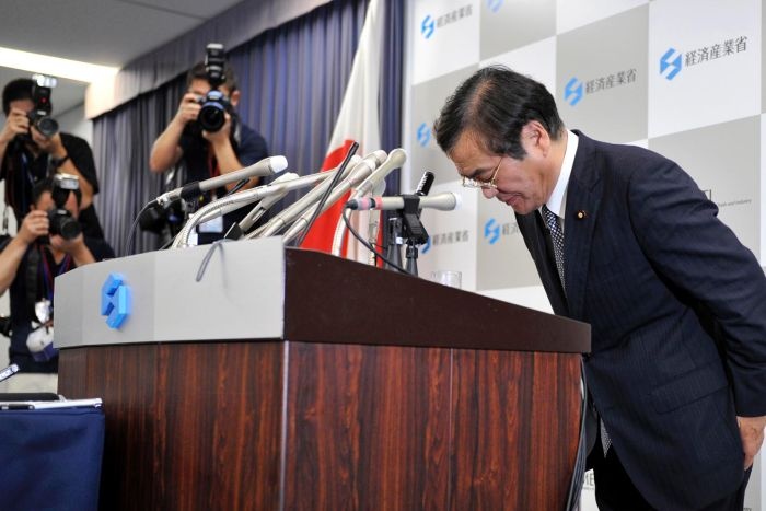 quan chức thế giới vạ miệng ảnh 2 quan chuc the gioi va mieng anh 2