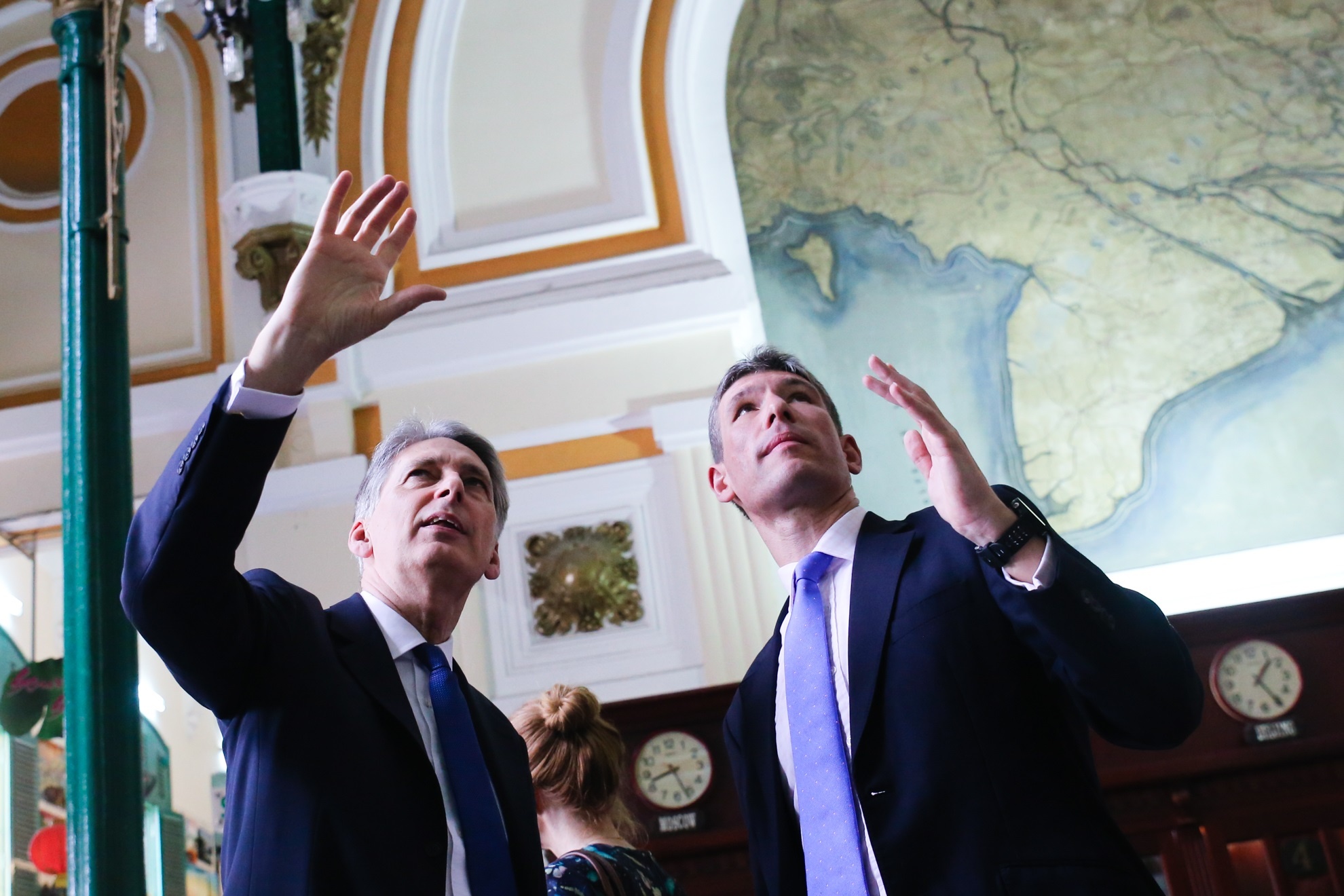 Ngoai truong Anh tan bo o trung tam TP HCM hinh anh