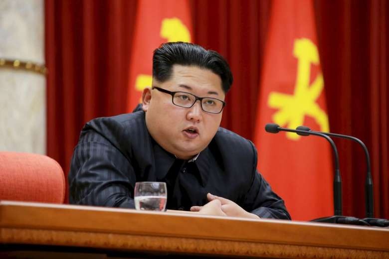 Kim Jong Un là mặt trời vĩ đại ảnh 1 Kim Jong Un la mat troi vi dai anh 1