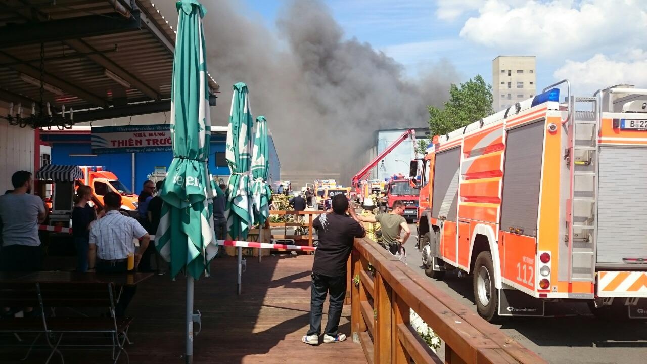 cháy chợ Đồng Xuân ở Berlin ảnh 2 chay cho Dong Xuan o Berlin anh 2