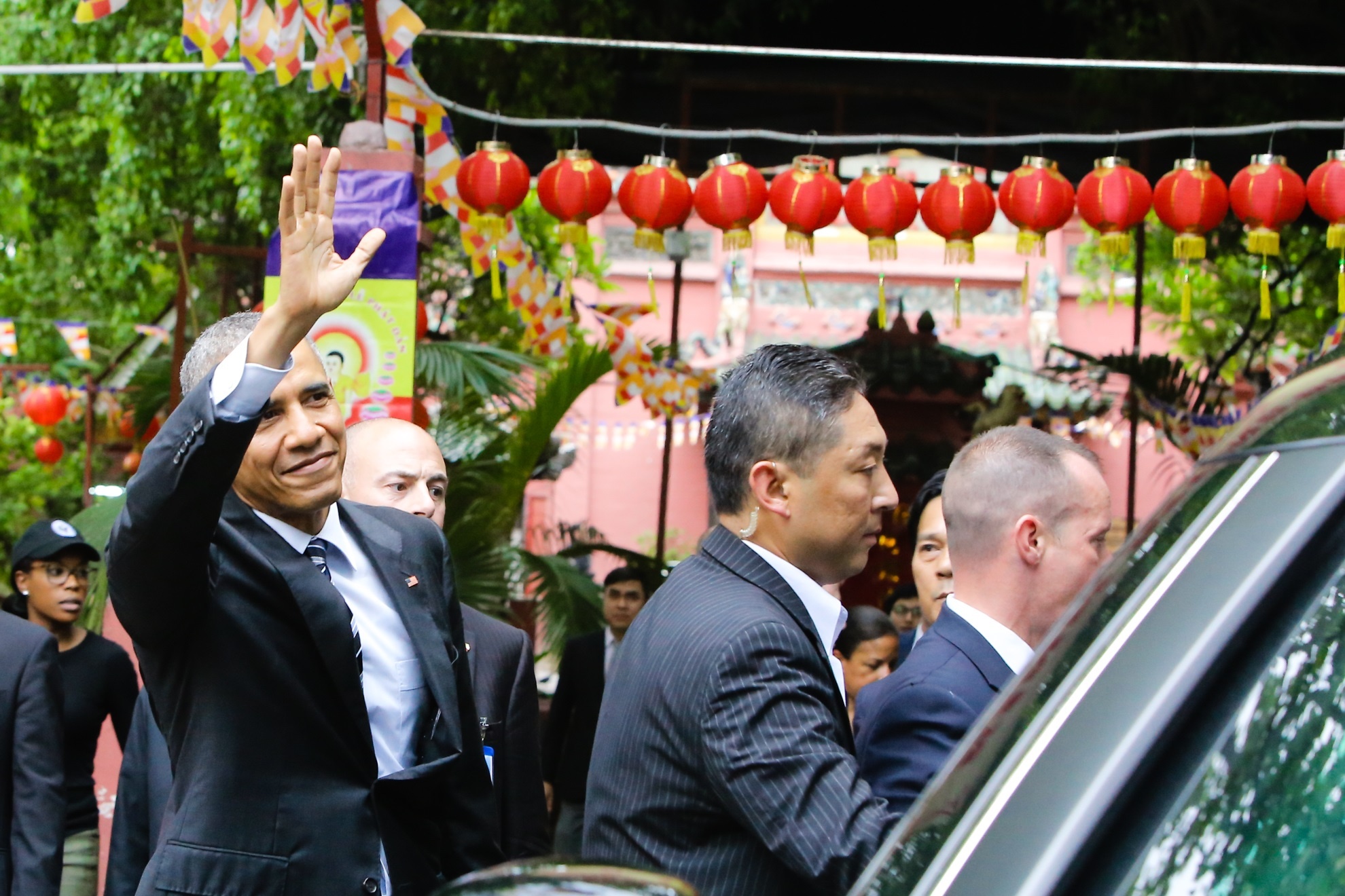 Tong thong Obama tham chua Ngoc Hoang anh 9