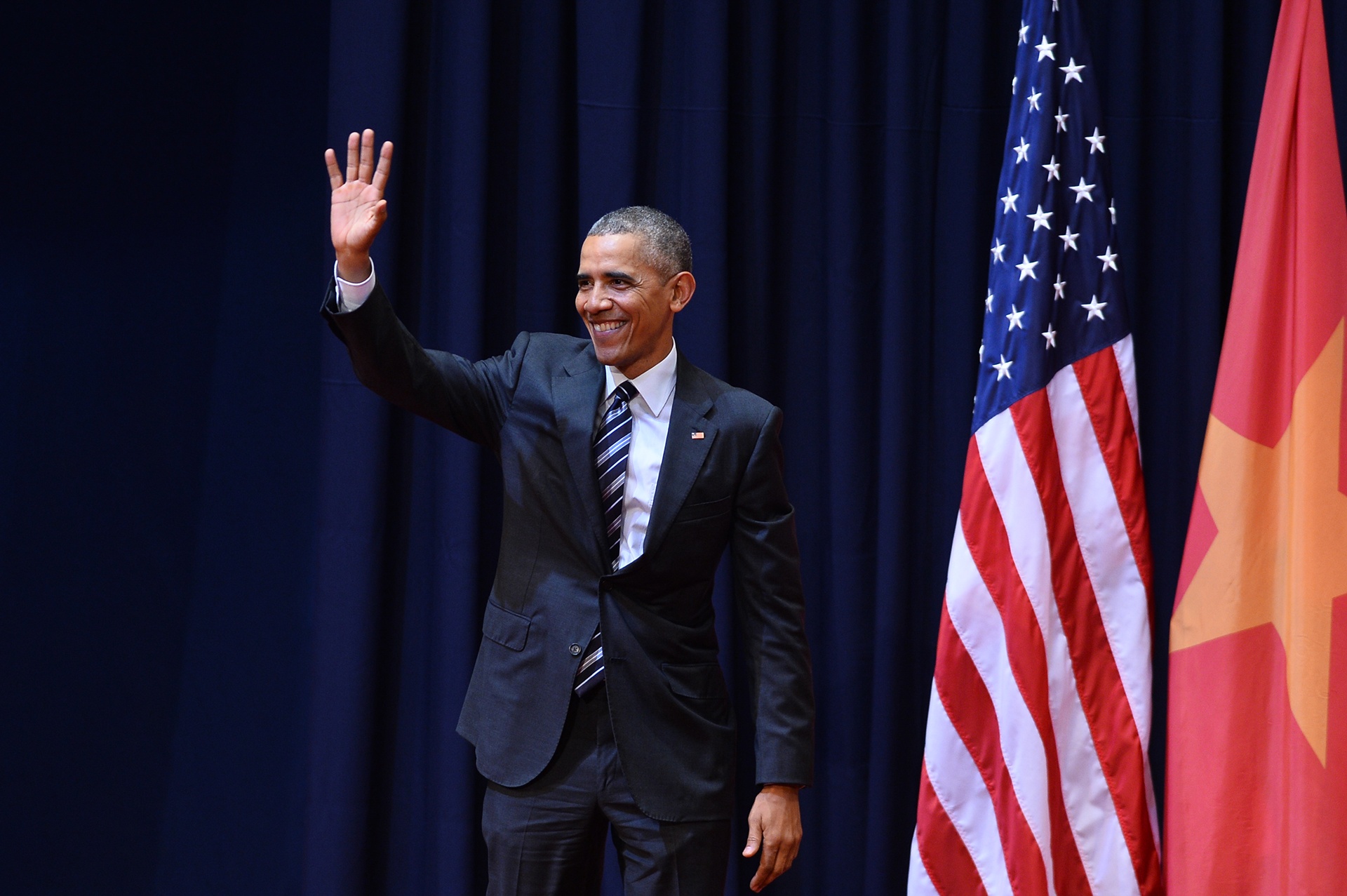 Tong thong Obama phat bieu truoc thanh nien Viet Nam anh 2