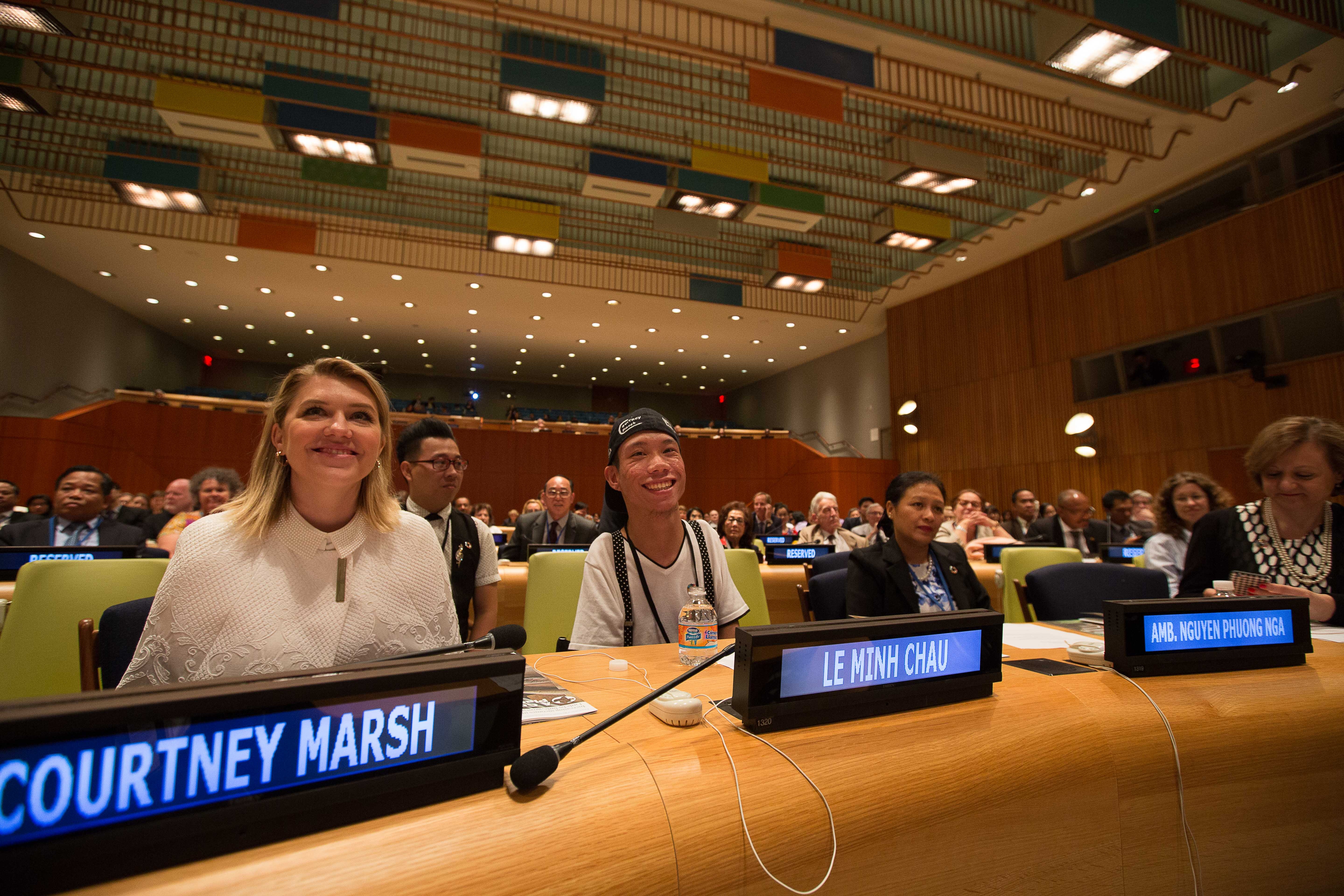 chieu phim ve chat doc da cam o LHQ anh 1