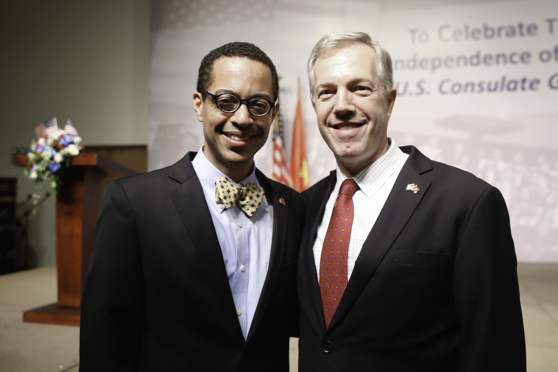 ban doi dai su My tai Viet Nam anh 1