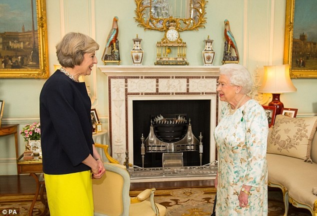 Bà Theresa May trở thành thủ tướng Anh ảnh 1 Ba Theresa May tro thanh thu tuong Anh anh 1