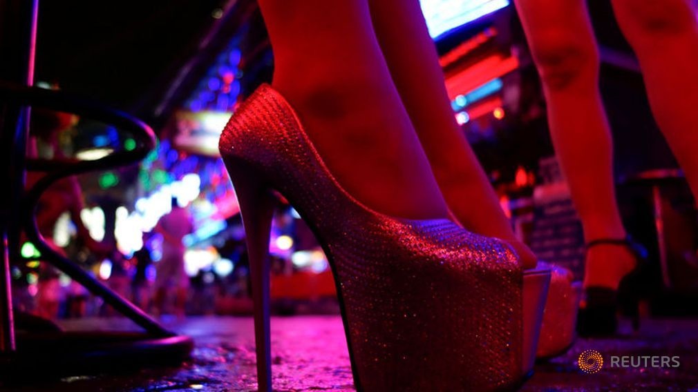 Bo Du lich Thai Lan 'thanh tay' nganh cong nghiep tinh duc hinh anh