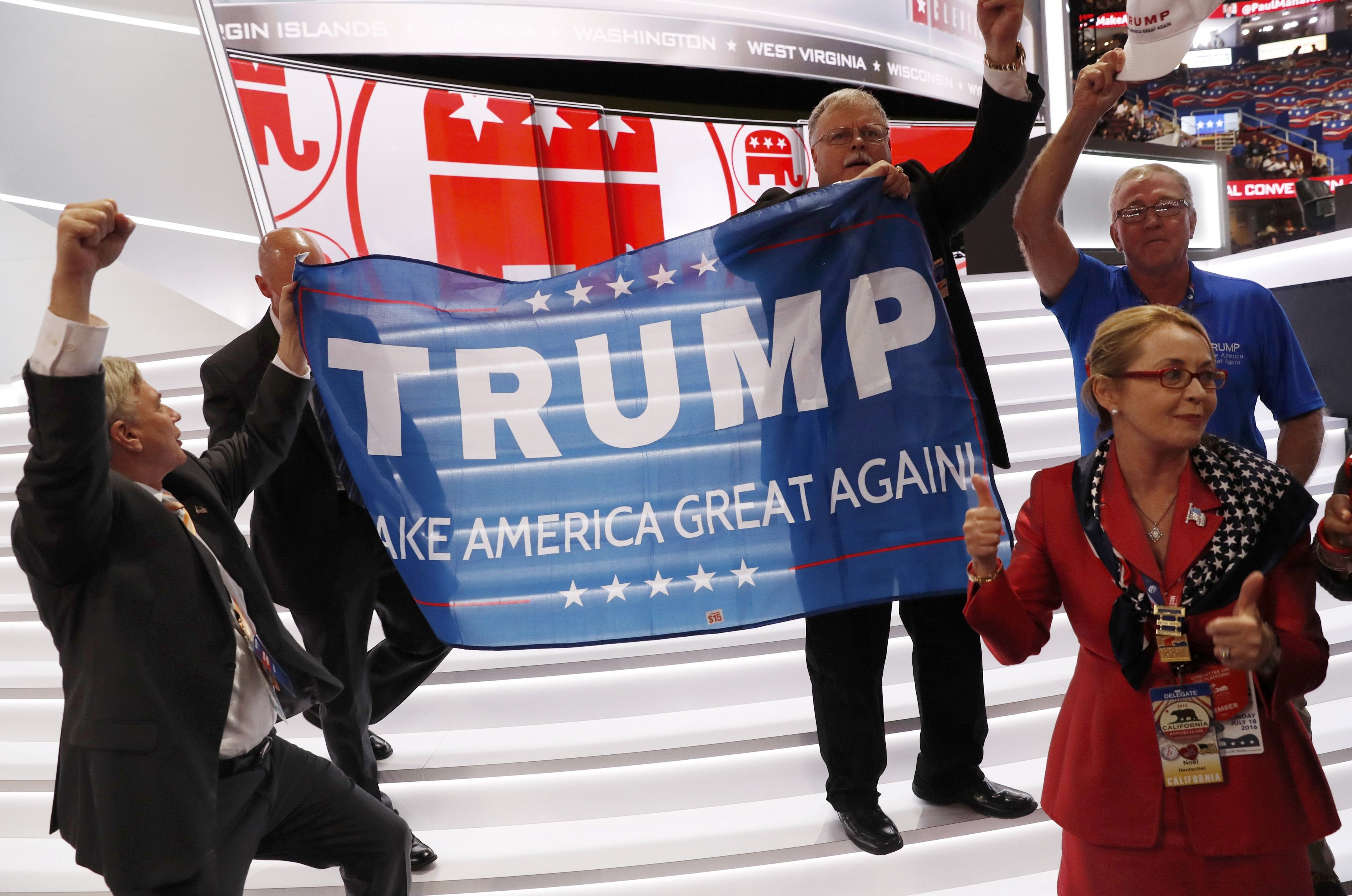 bieu tinh chong Donald Trump anh 2