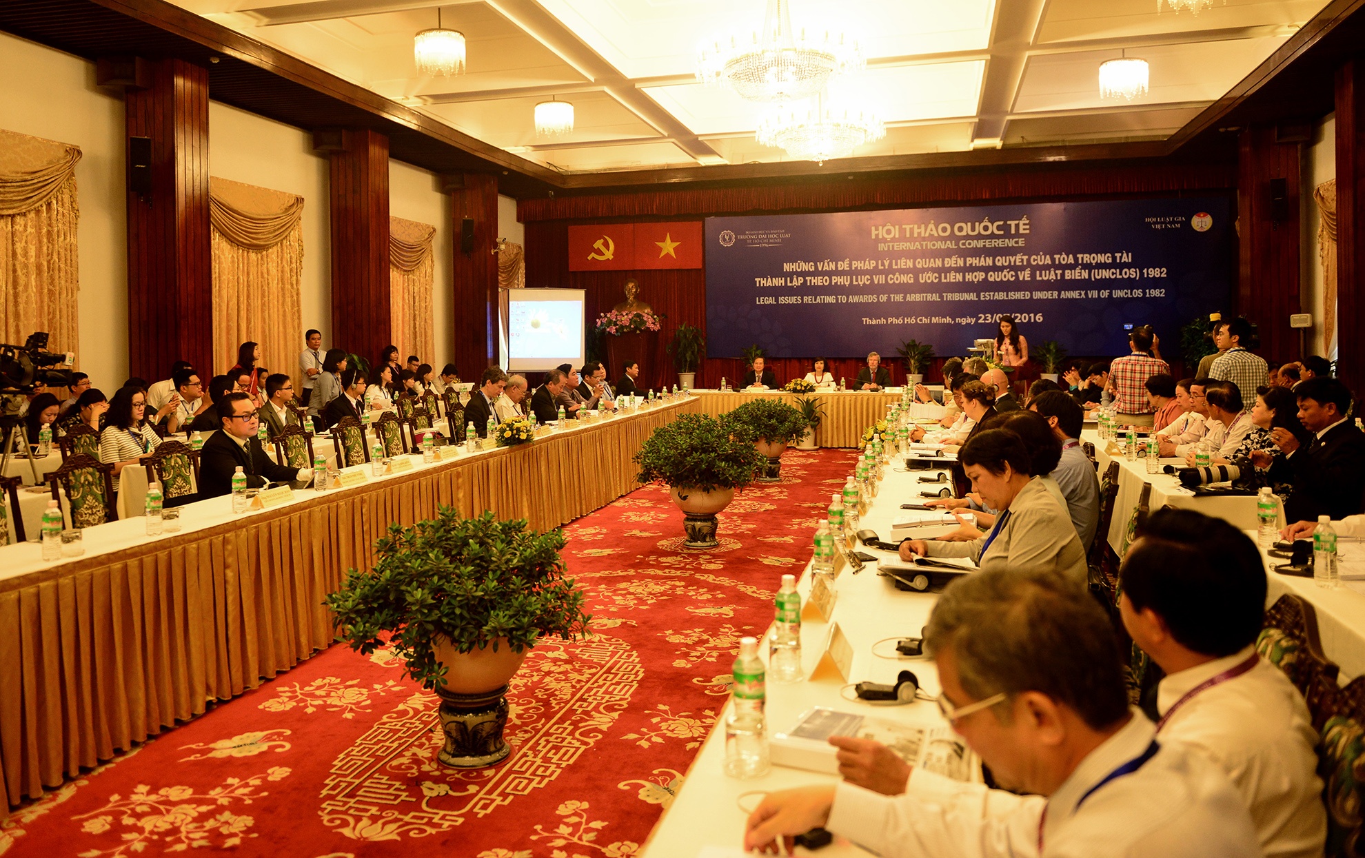 kinh nghiem cho Viet Nam de khoi kien Trung Quoc anh 2