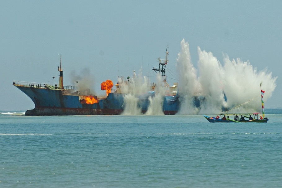 Indonesia the bao ve 'tung tac lanh tho' sau dung do voi TQ hinh anh