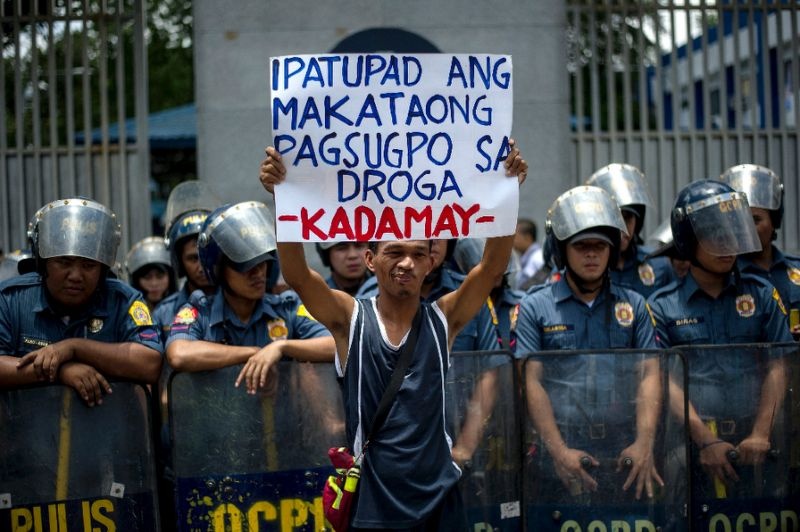 Canh sat Philippines keu goi nguoi nghien giet trum ma tuy hinh anh