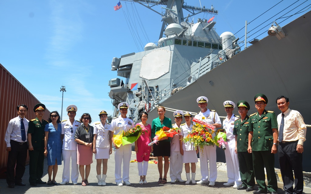 tau chien My den Da Nang anh 2