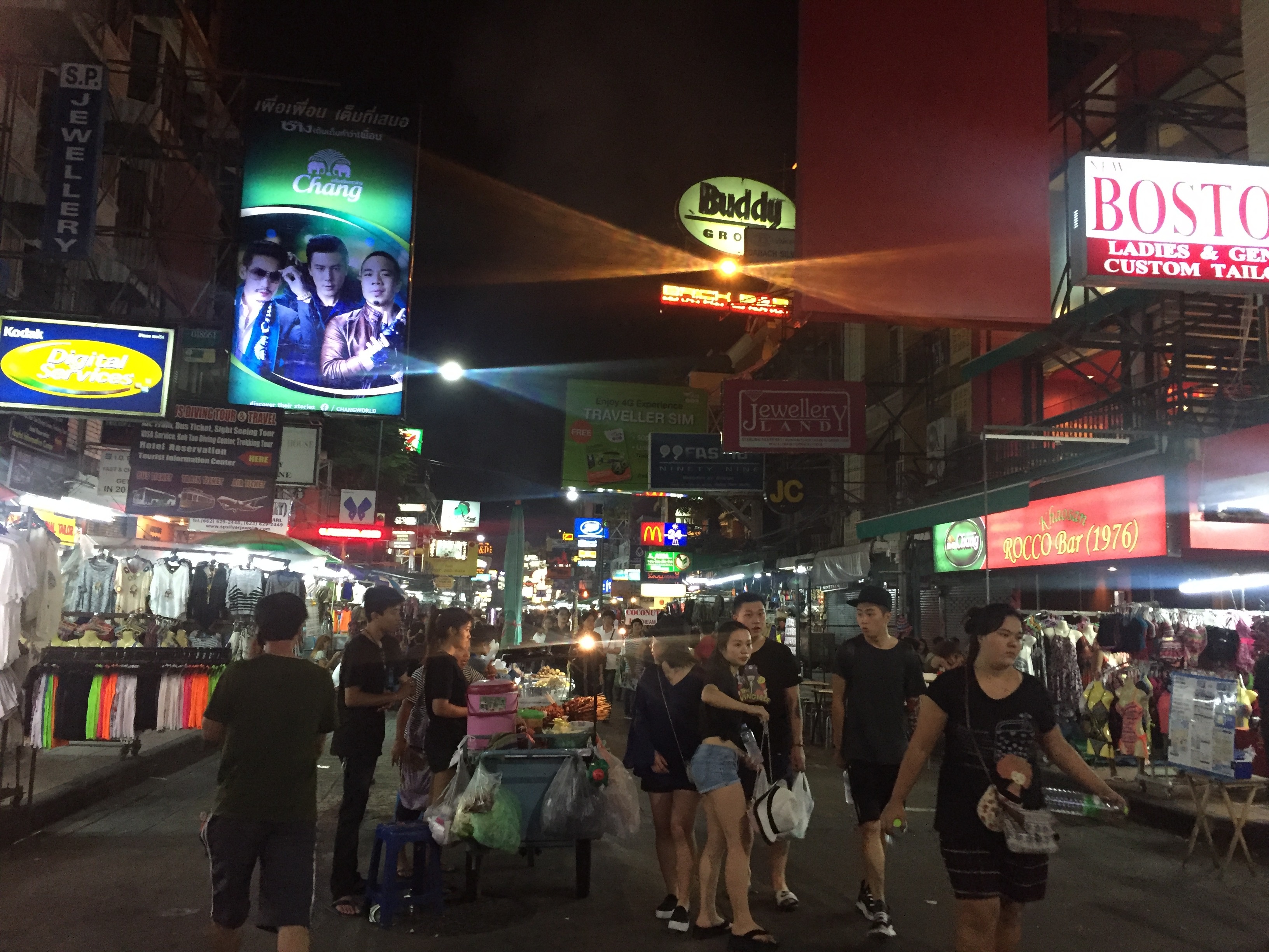 pho den do Thai Lan vang khach anh 2