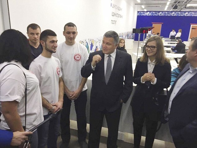 cô gái 24 tuổi làm thứ trưởng Ukraine ảnh 3 co gai 24 tuoi lam thu truong Ukraine anh 3