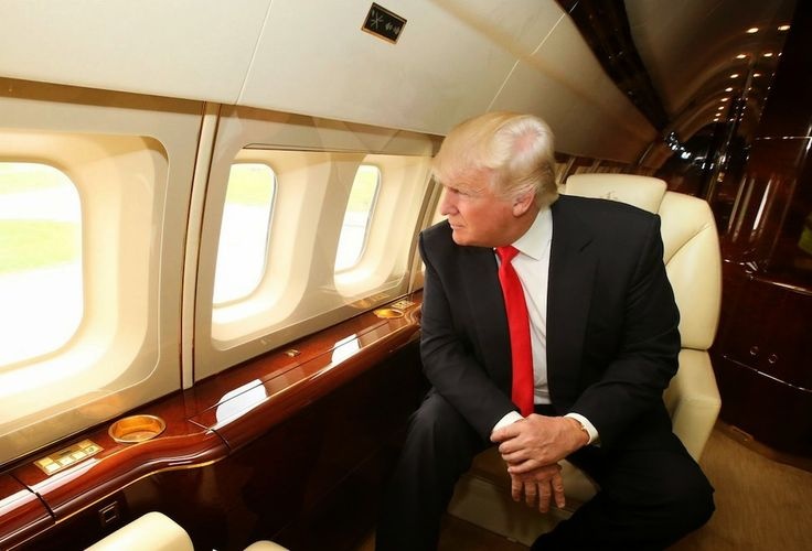 Che Air Force One, Trump van se phai roi chuyen co dat vang hinh anh