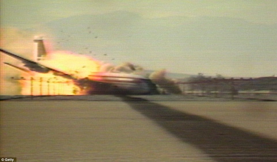 Boeing 720 roi anh 5