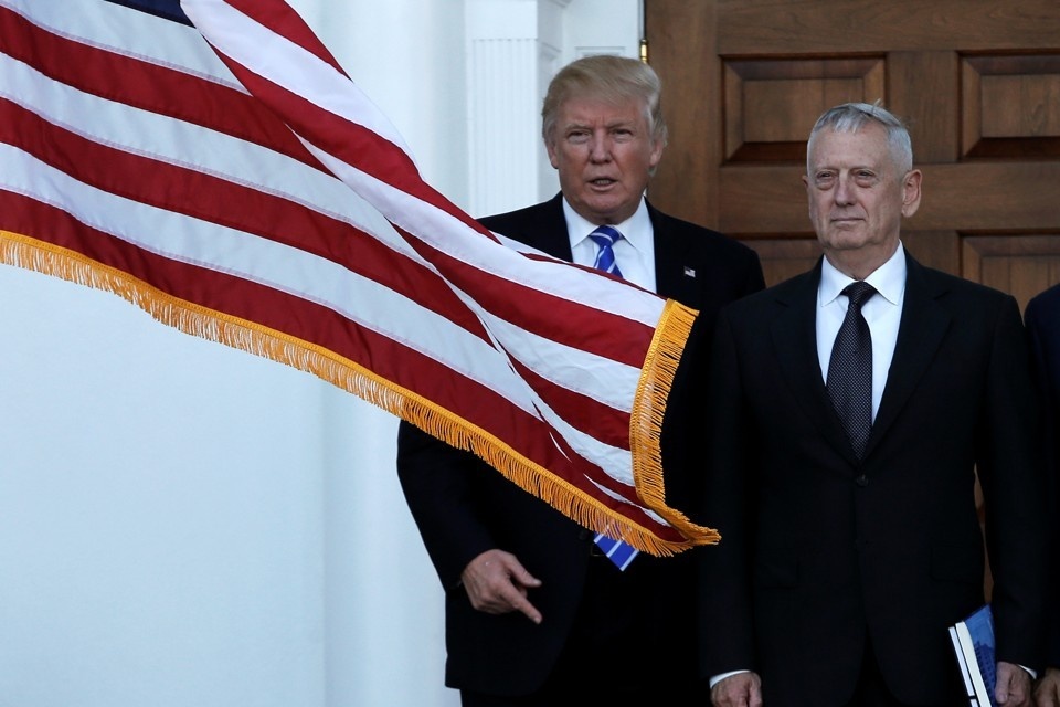 My ra sao khi Trump chon nhieu tuong linh vao chinh phu hinh anh