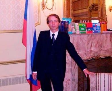 Them mot nha ngoai giao Nga bi ban chet hinh anh