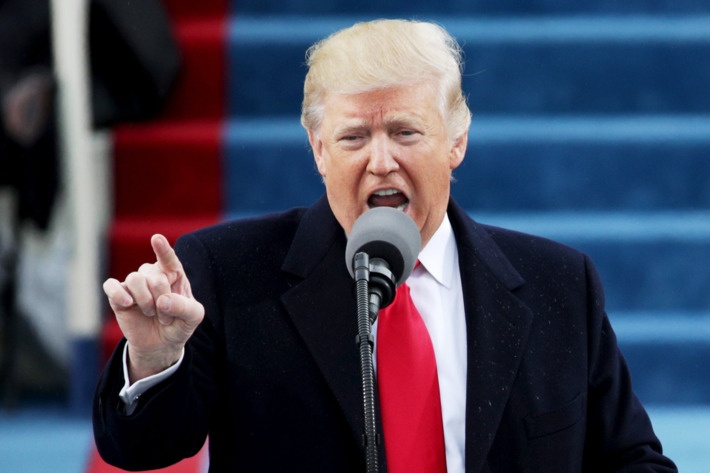 Phat bieu nham chuc cua Trump bi nghi lay tu phim Nguoi Doi hinh anh