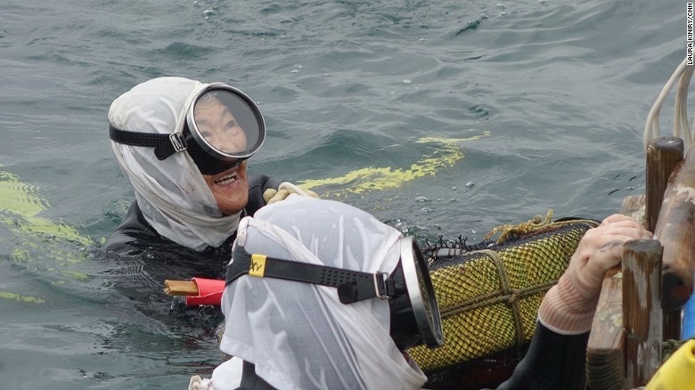 Mot ngay ra khoi cua nhung nu tho lan huyen thoai Nhat Ban hinh anh