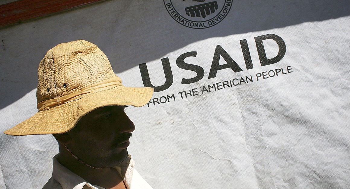 Gioi ngoai giao My chan dong khi Trump cat manh ngan sach hinh anh