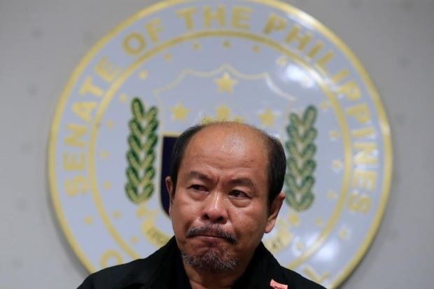 Cuu canh sat thua nhan giet 200 nguoi theo lenh ong Duterte hinh anh