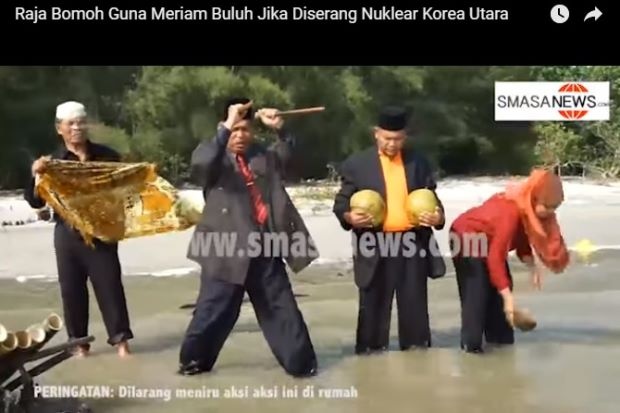 Phap su Malaysia lap dan bao ve dat nuoc tranh hat nhan Trieu Tien hinh anh