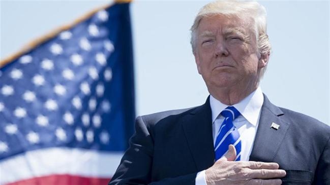 Trump: Khong chinh khach nao bi doi xu te nhu toi hinh anh