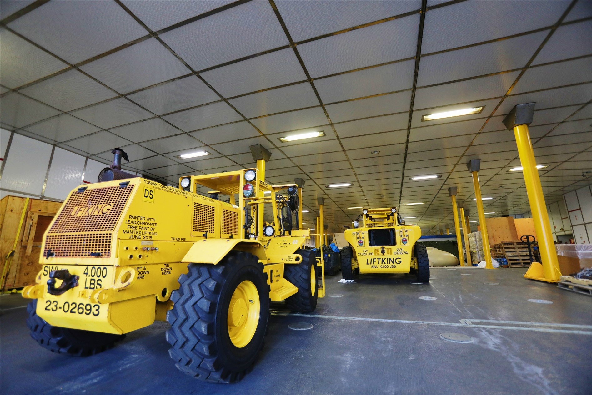 tau hai quan My den Cam Ranh anh 4