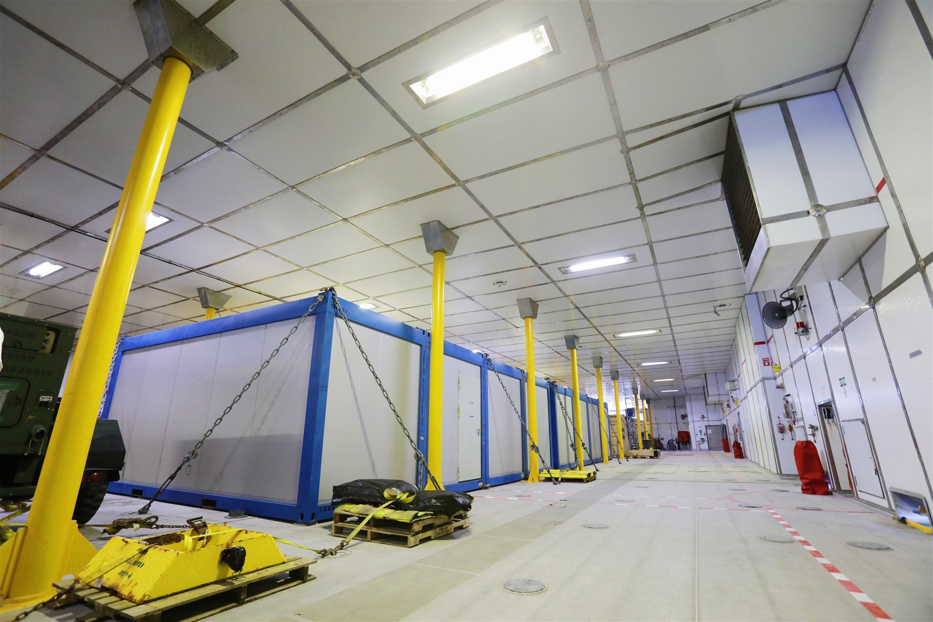 tau hai quan My den Cam Ranh anh 6