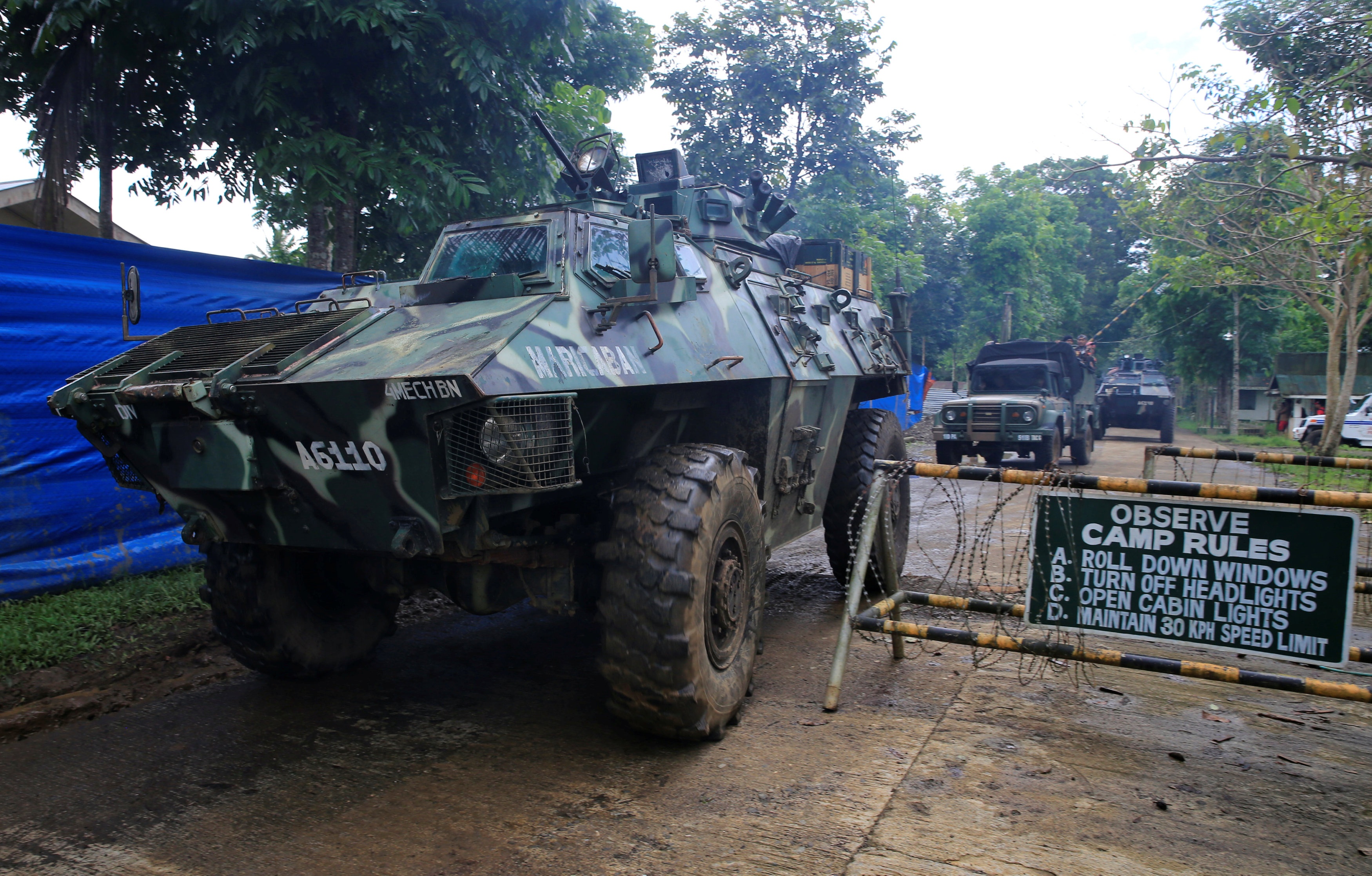 Philippines tha bom tieu diet phien quan anh 10