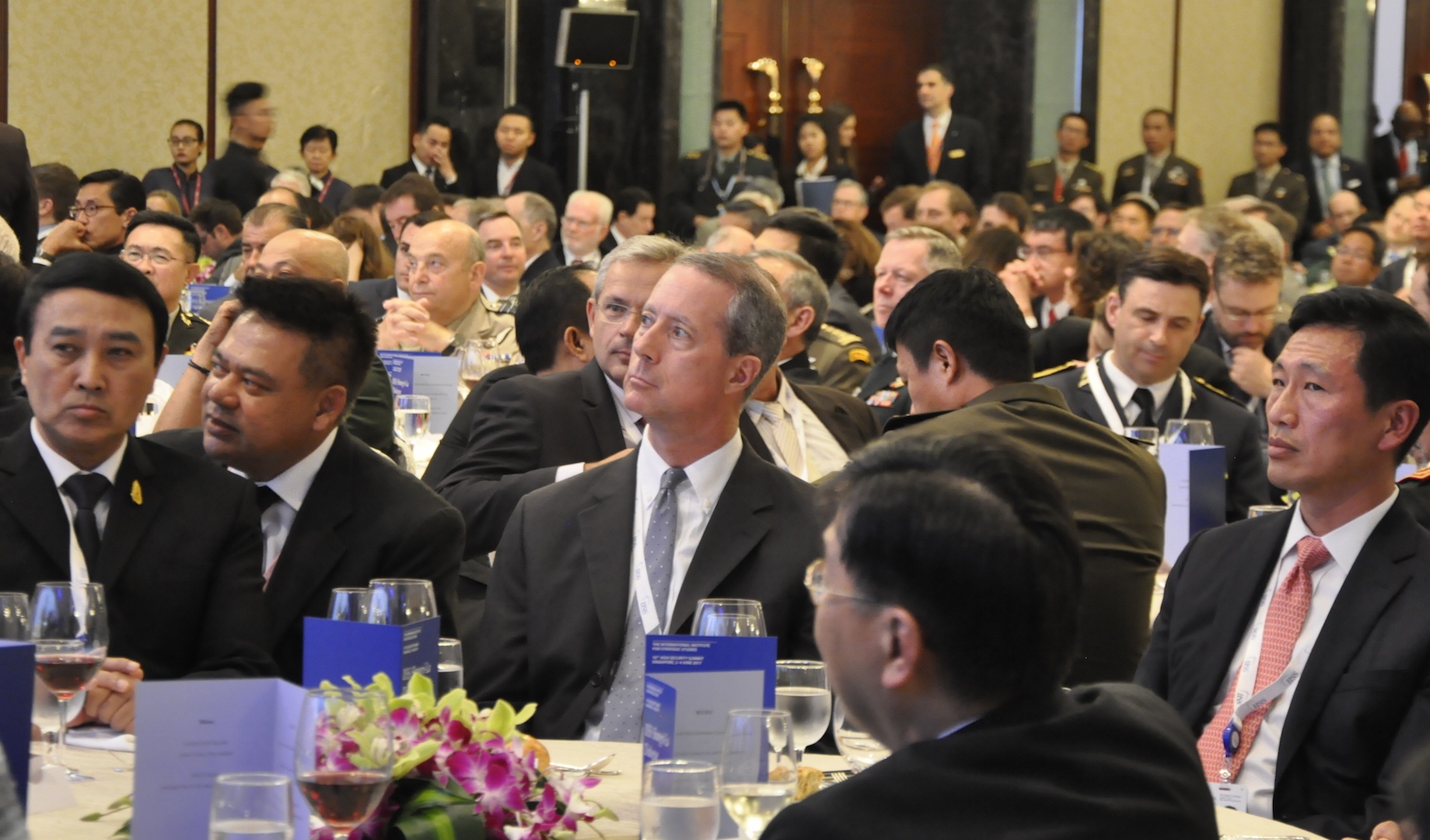 phat bieu khai mac doi thoai Shangri-La anh 2