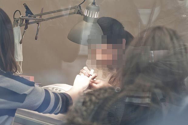 nguoi Viet lam nail o Anh anh 2