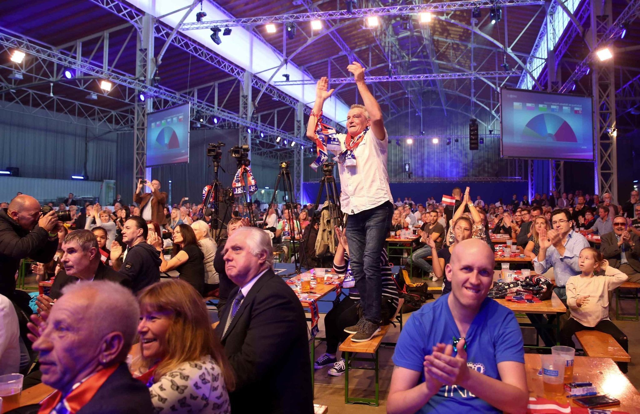 thu tuong tre nhat the gioi anh 3