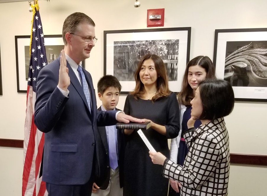 Tan dai su My den Viet Nam, san sang thap tung TT Trump hinh anh