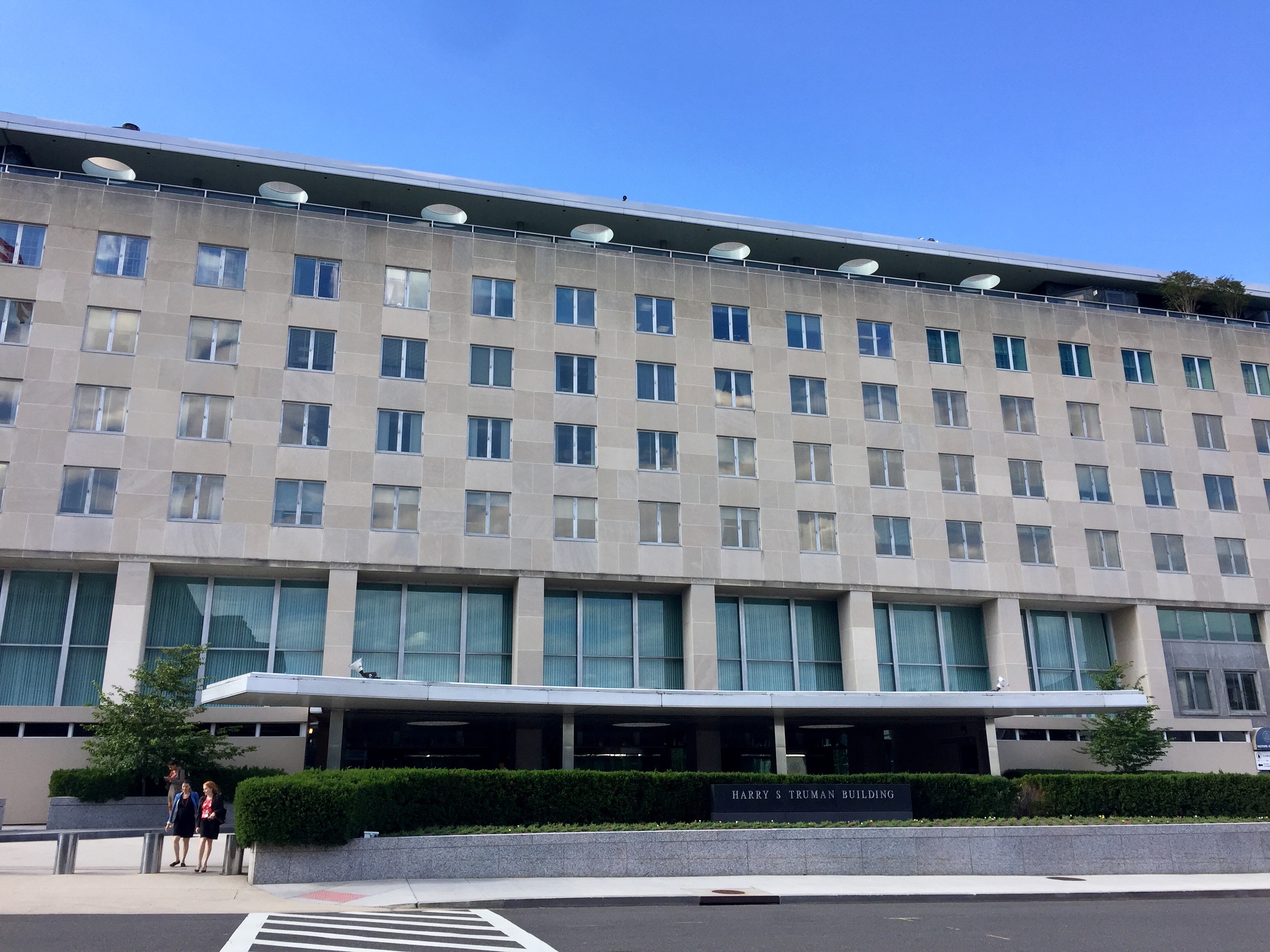 khung hoang bo ngoai giao My anh 3